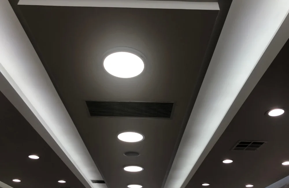 สรุปโคมไฟดาวน์ไลท์ติดฝ้าและติดลอย